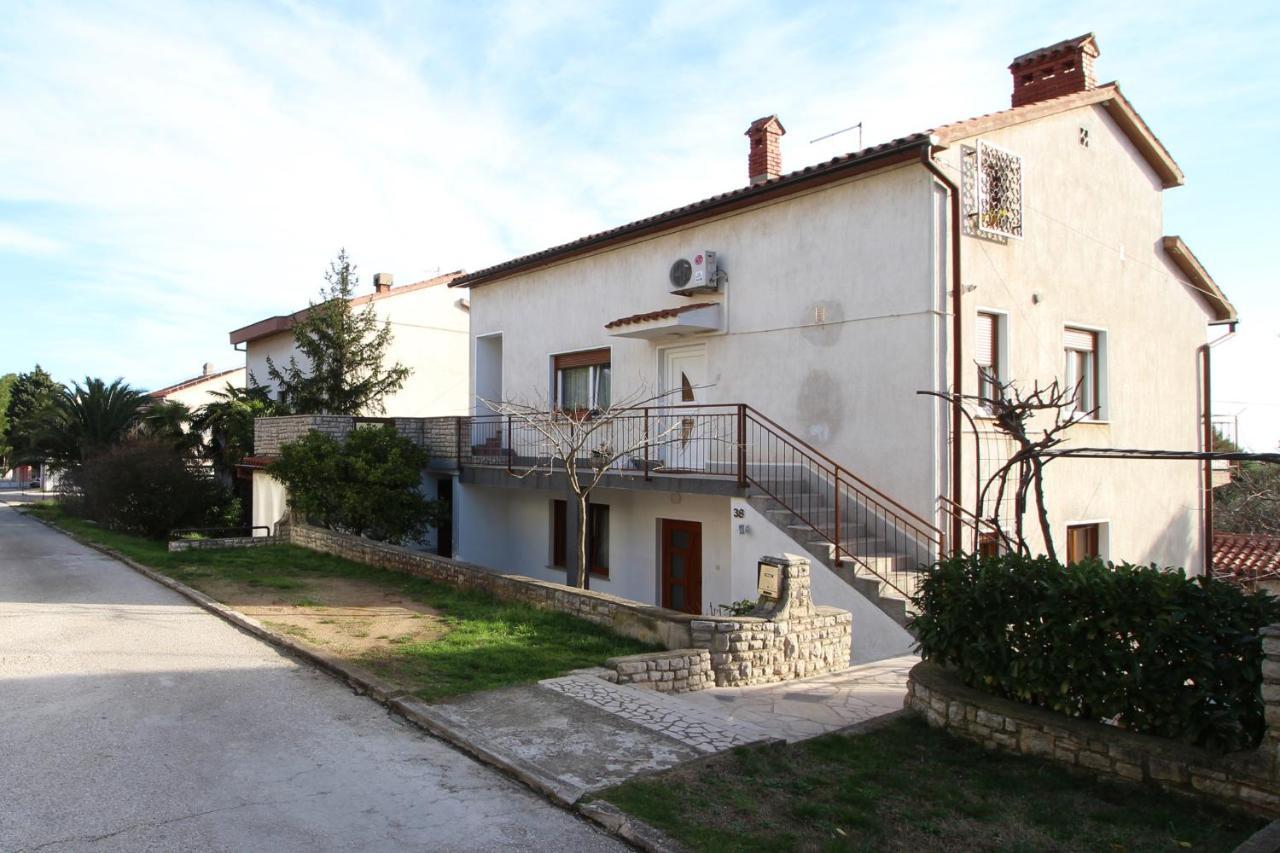Apartment Ruza 2021 Premantura Esterno foto