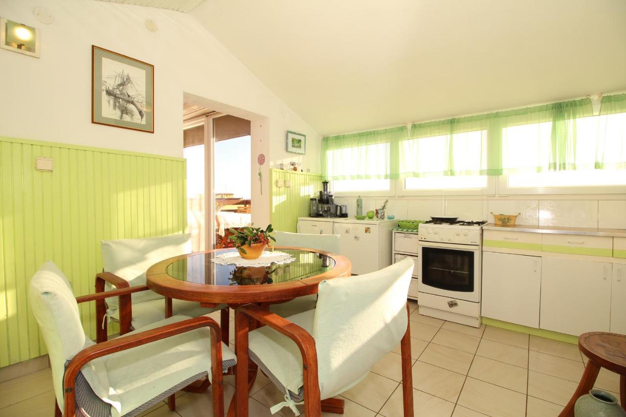Apartment Ruza 2021 Premantura Esterno foto