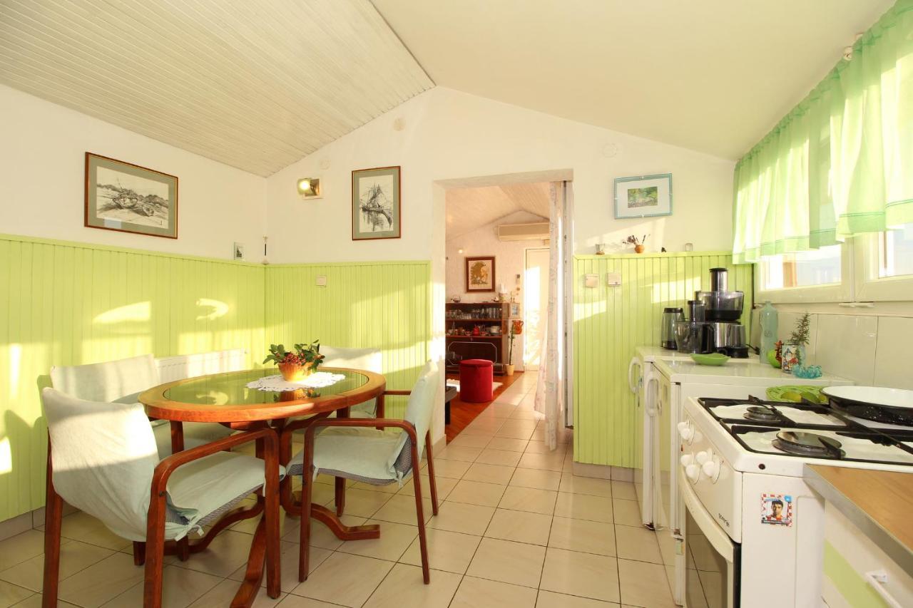 Apartment Ruza 2021 Premantura Esterno foto